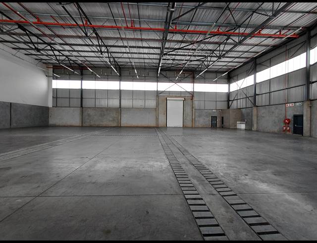 927M² WAREHOUSE TO LET IN POMONA